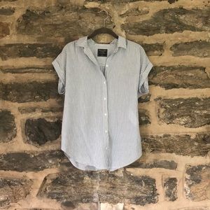 Abercrombie & Fitch Tops - Abercrombie and Fitch Striped Button Down Abercrombie & Fitch Tops - Abercrombie and Fitch Striped Button Down